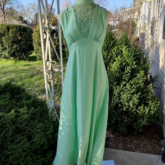 M/L 1970s Mint Green Maxi Prom / Bridesmaid Dress - Picture 6 of 13
